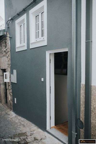 Moradia no centro histórico com garagem - Grande imagem: 5/12