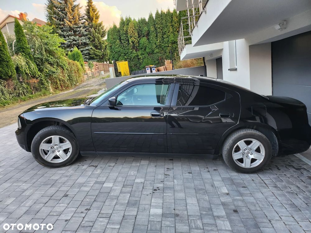 Dodge Charger 2.7 V6 SE - 6