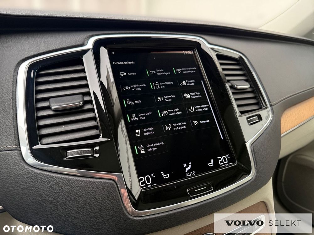 Volvo XC 90 - 20