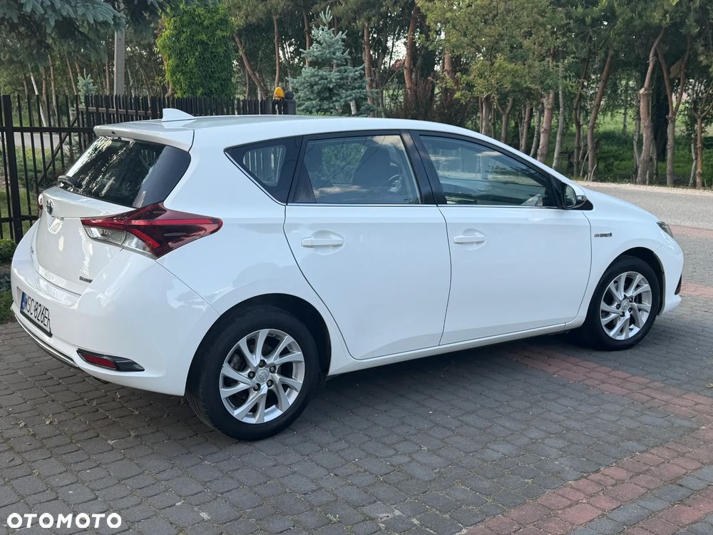 Toyota Auris - 6