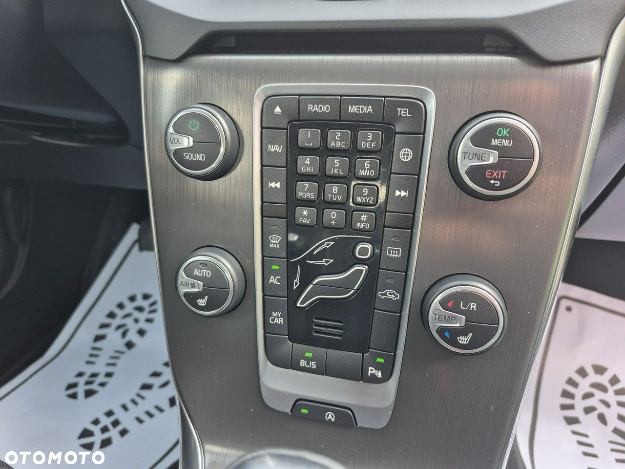 Volvo V40 - 16