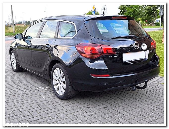 Opel Astra 1.7 CDTI DPF Design Edition - 11