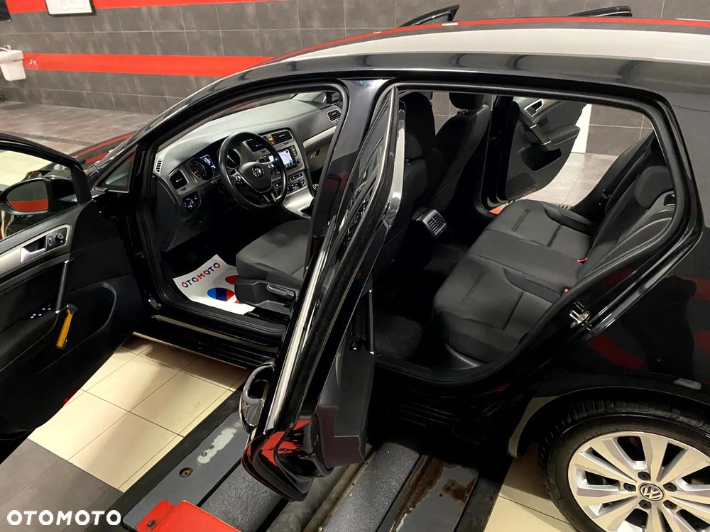 Volkswagen Golf 1.6 TDI BMT Highline - 15