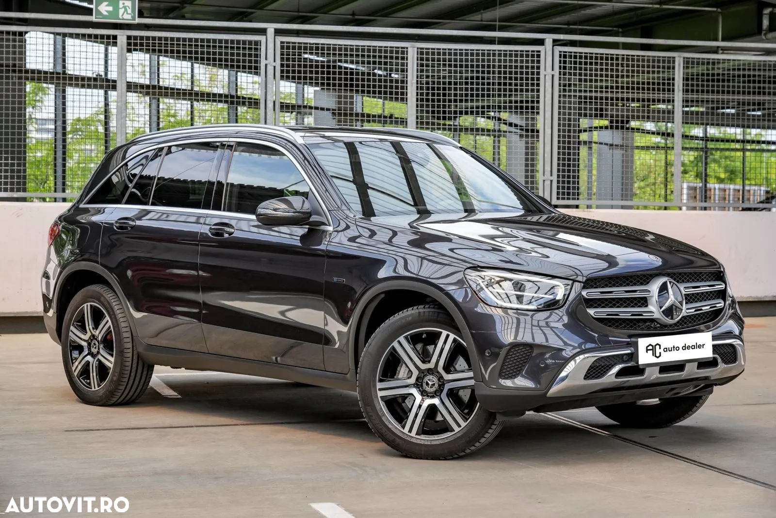 Mercedes-Benz GLC - 7