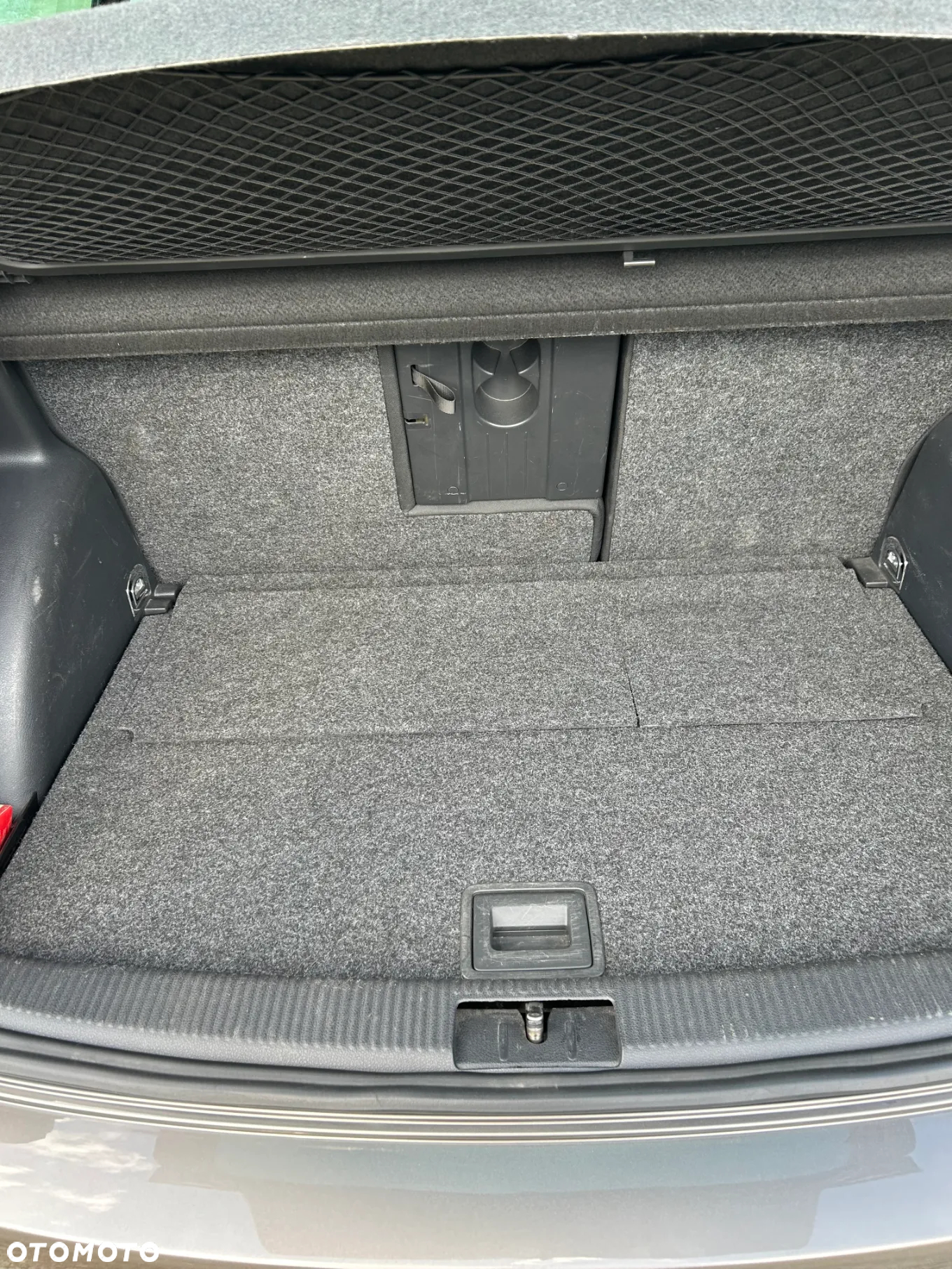 Volkswagen Golf VI 1.6 TDI Comfortline - 6