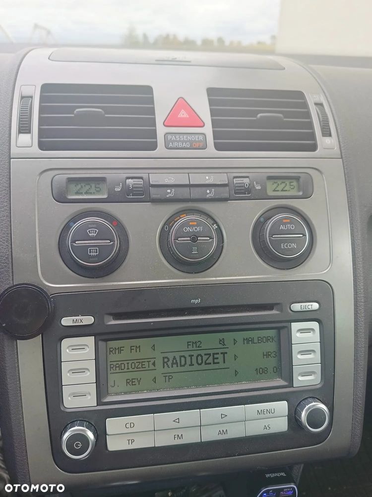 Volkswagen Touran 2.0 TDI DPF Highline DSG - 5