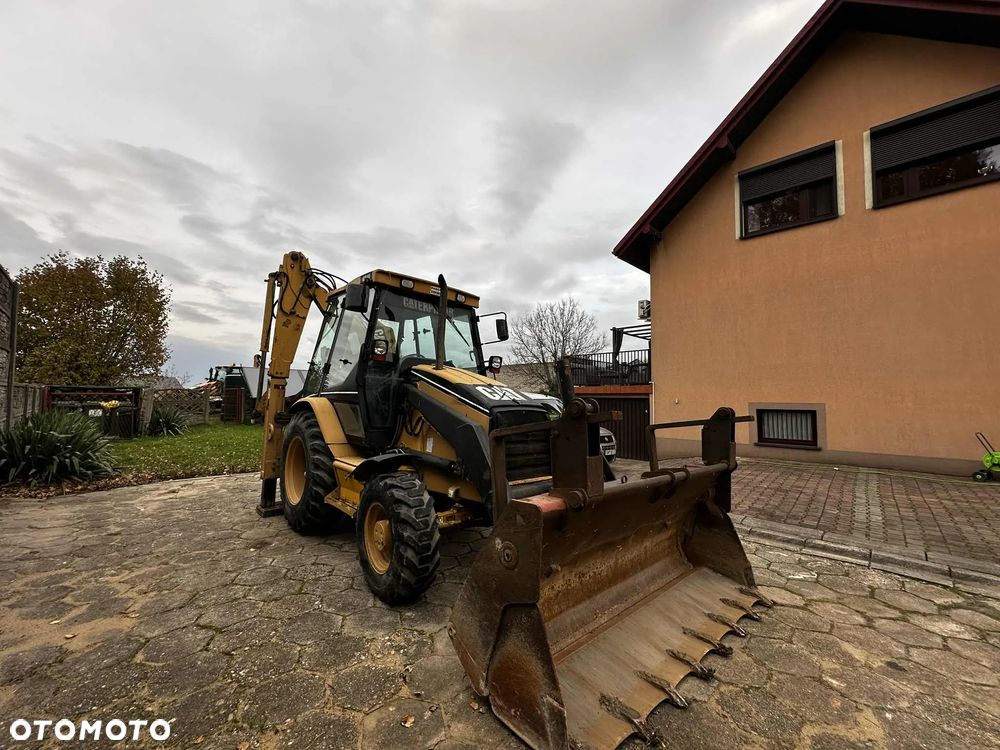 Caterpillar 424D - 2