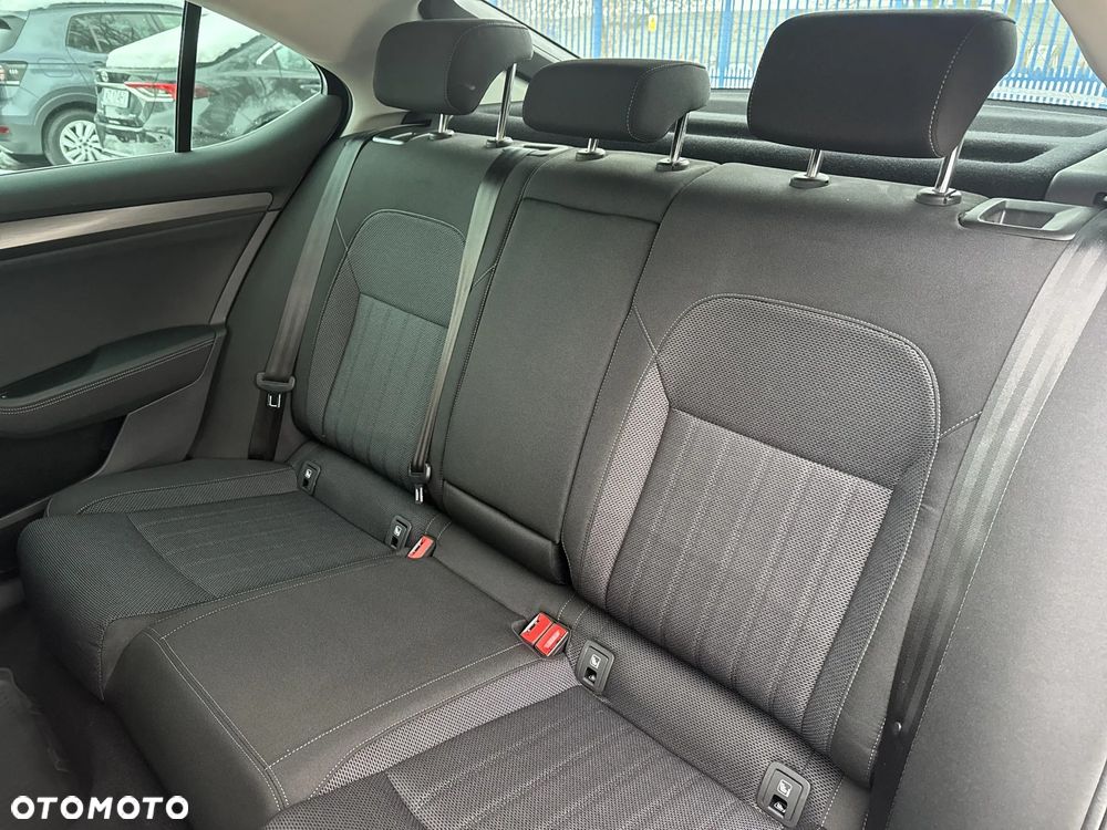 Skoda Superb 2.0 TDI SCR Style DSG - 17