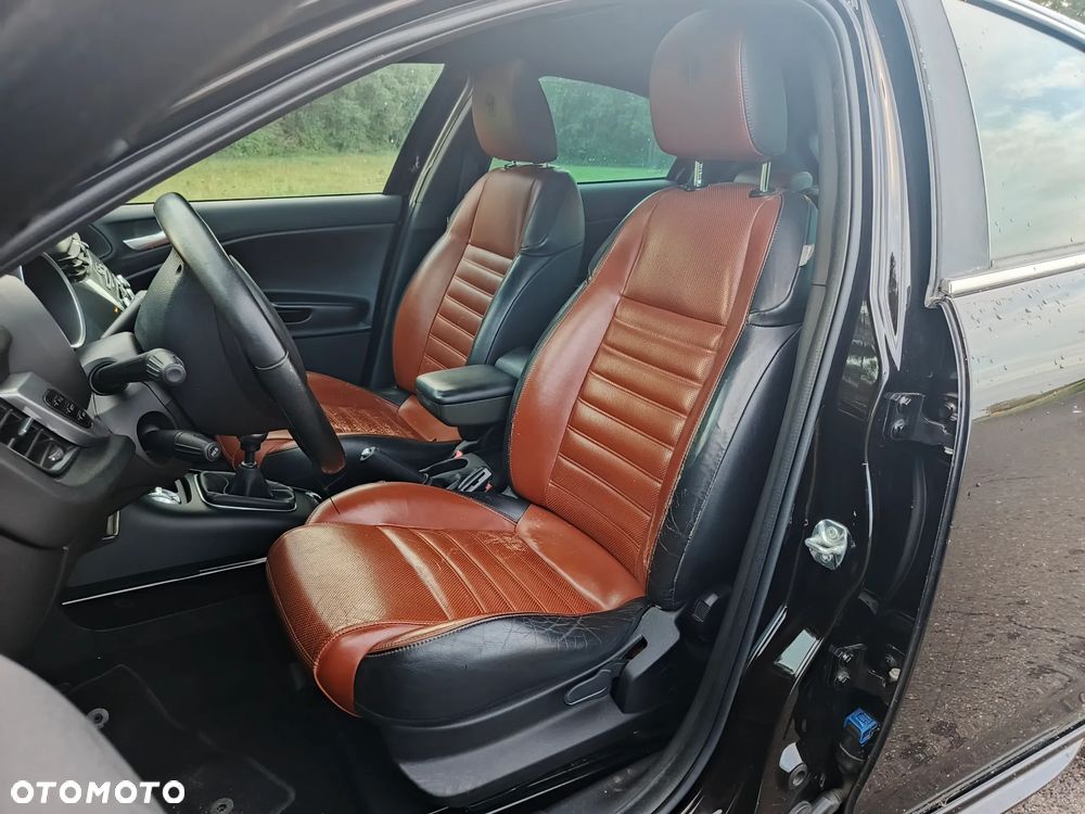Alfa Romeo Giulietta 2.0 JTDM 16V - 8