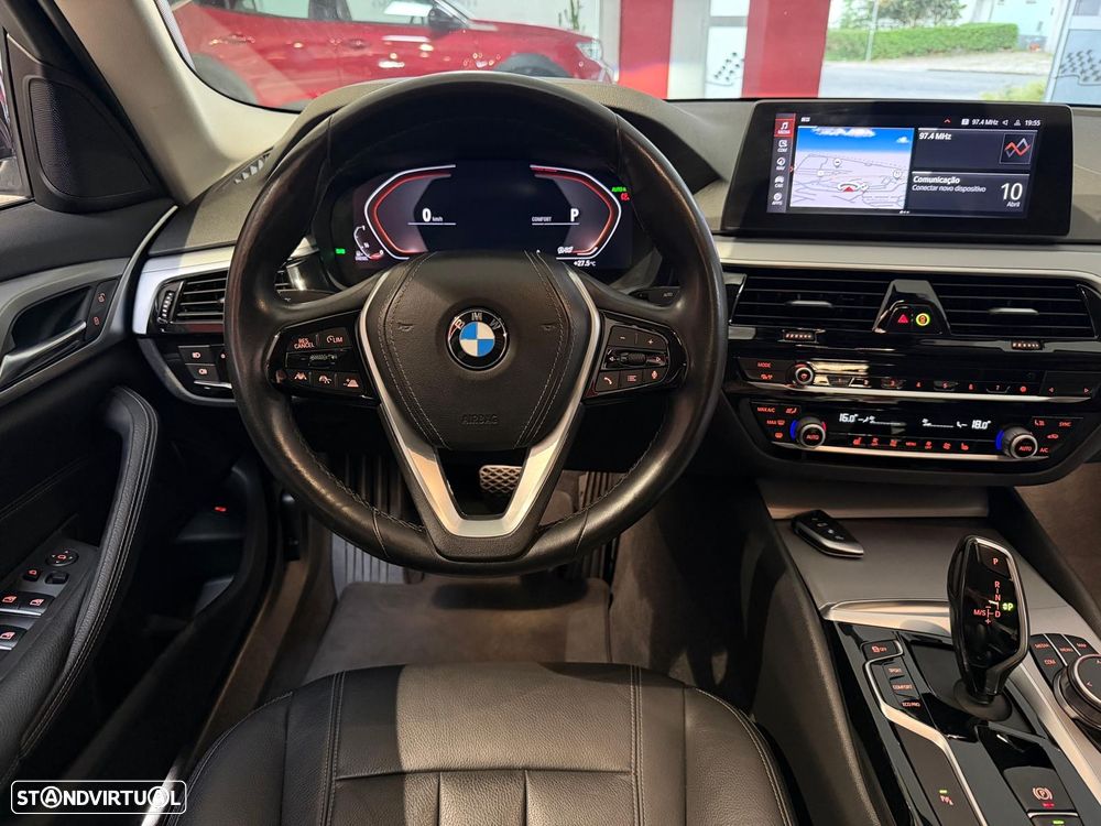 BMW 530 d xDrive Auto - 10
