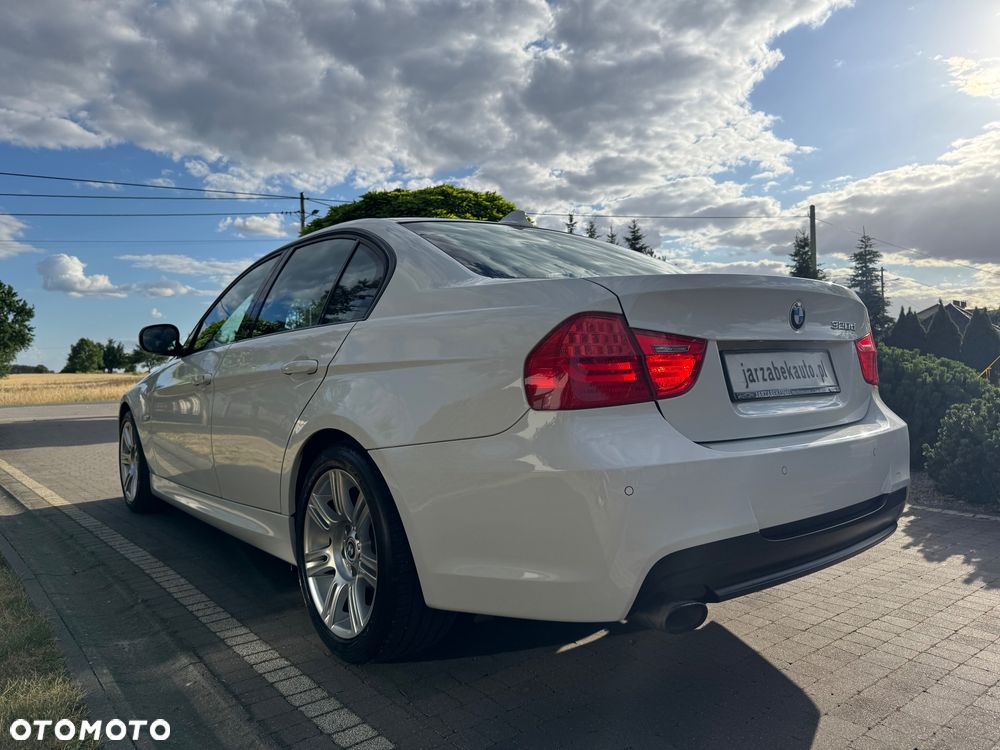 BMW Seria 3 320d M Sport EU6 - 36