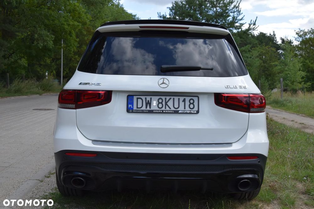 Mercedes-Benz GLB - 31