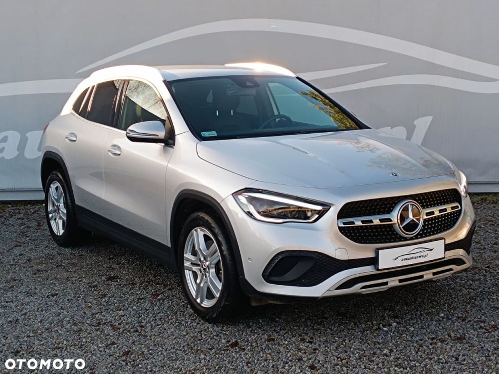 Mercedes-Benz GLA - 2