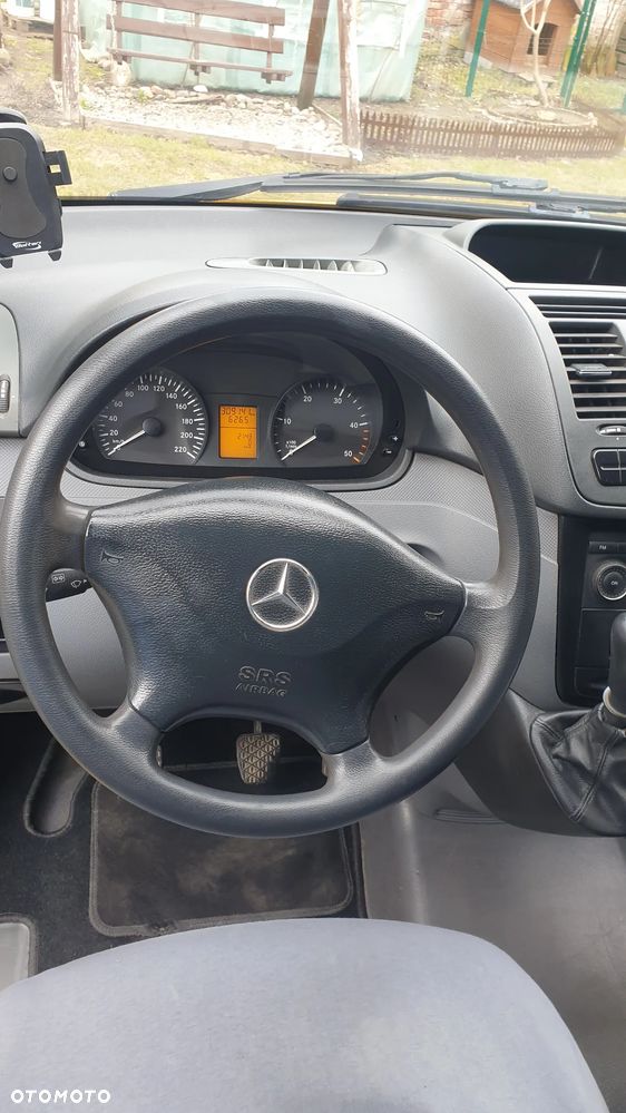Mercedes-Benz Vito - 10
