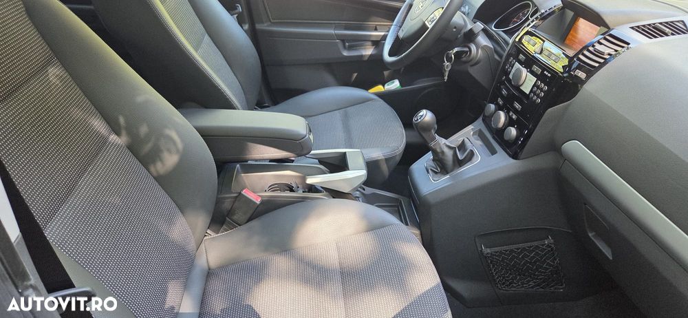 Opel Zafira 1.8i Enjoy - 19