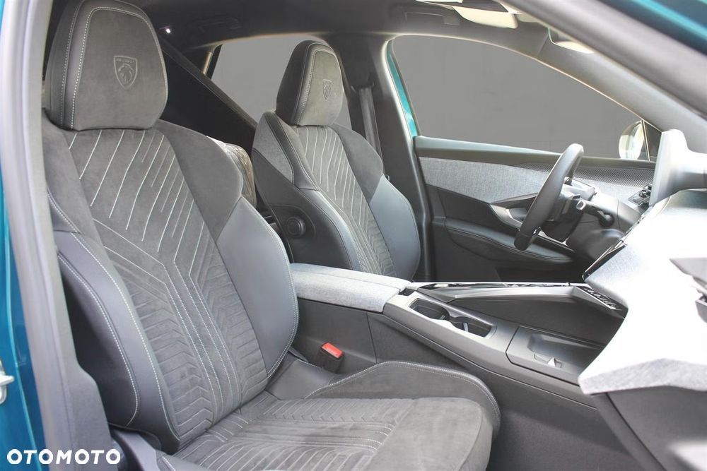 Peugeot 3008 210 GT EXCLUSIVE - 14