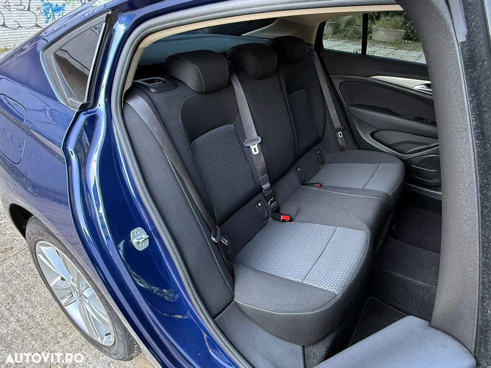 Opel Insignia 1.5 Business Edition - 8