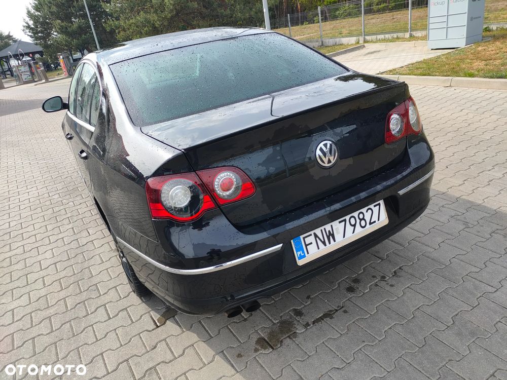 Volkswagen Passat 2.0 TDI DPF Sportline DSG - 4