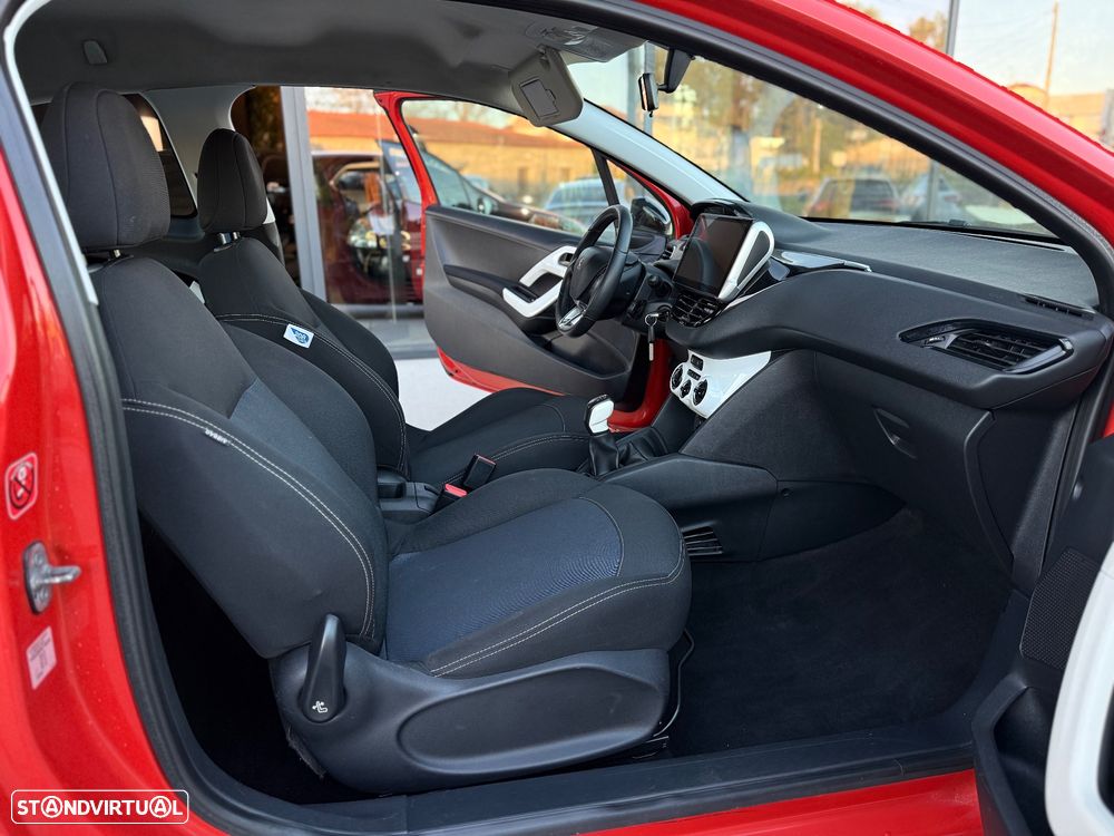 Peugeot 208 PureTech 82 Style - 10