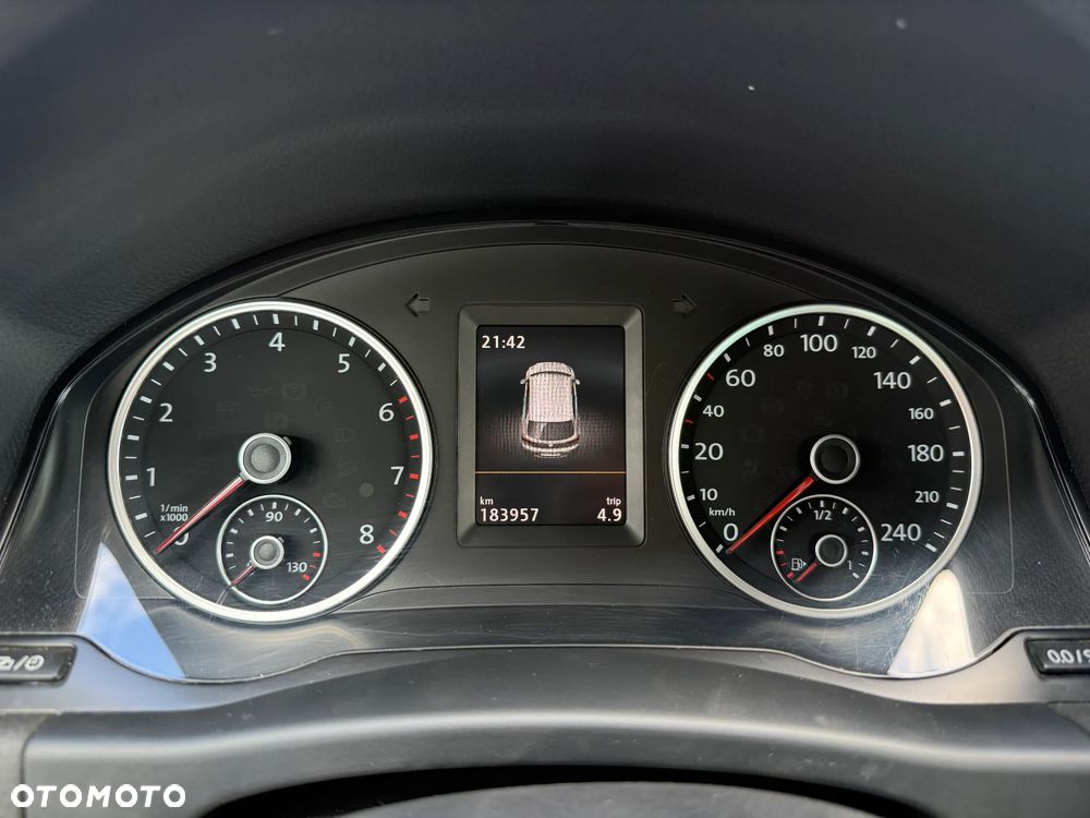 Volkswagen Tiguan - 28