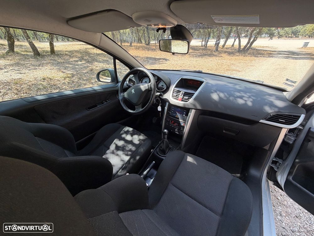 Peugeot 207 1.6 HDi Sport - 9