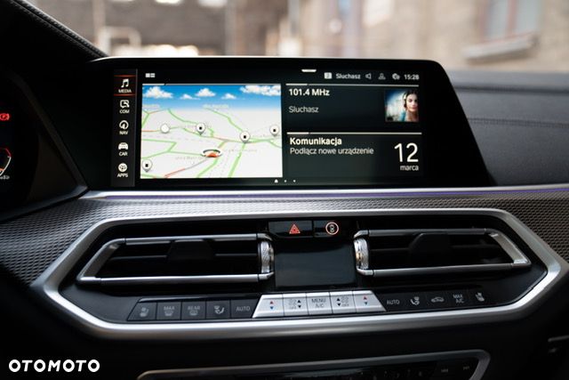 BMW X5 xDrive30d - 27