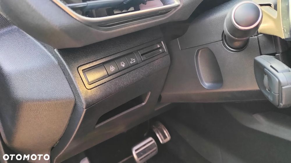 Peugeot 3008 1.2 PureTech GT Pack S&S EAT8 - 32