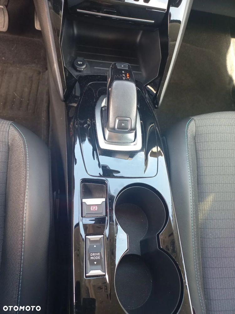Peugeot 208 1.2 PureTech Allure Pack S&S EAT8 - 27