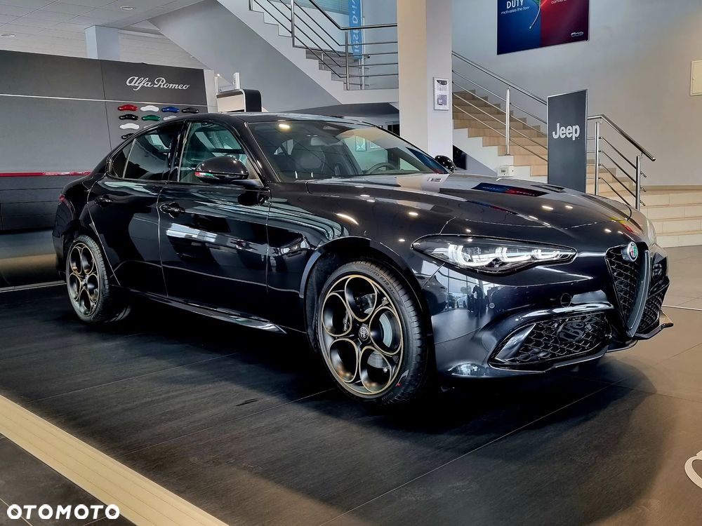 Alfa Romeo Giulia 2.0 Turbo Intensa Q4 - 3