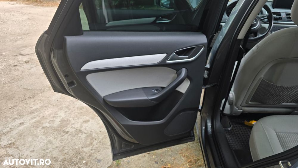 Audi Q3 2.0 TDI Quattro S tronic - 17