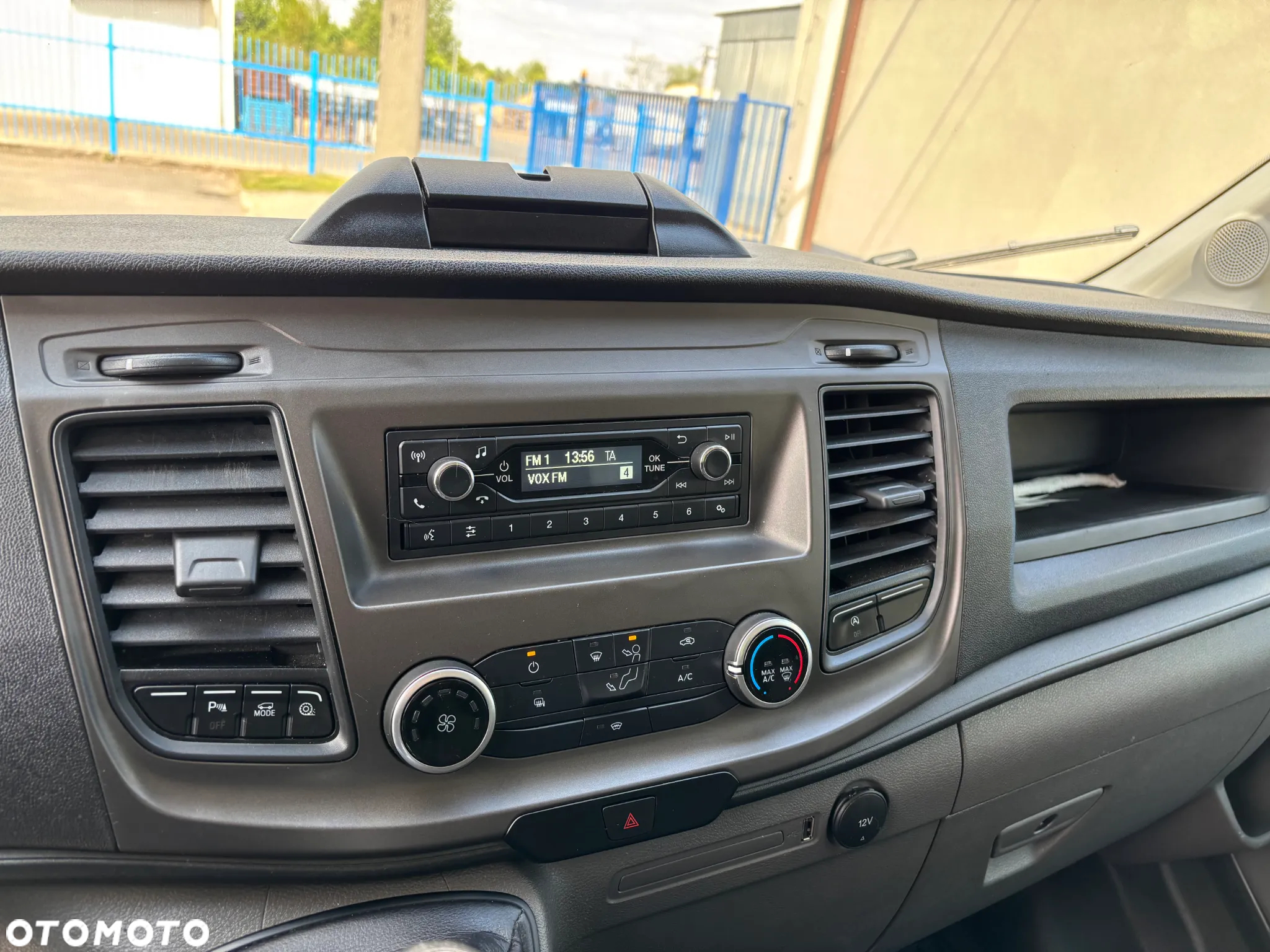 Ford TRANSIT - 2