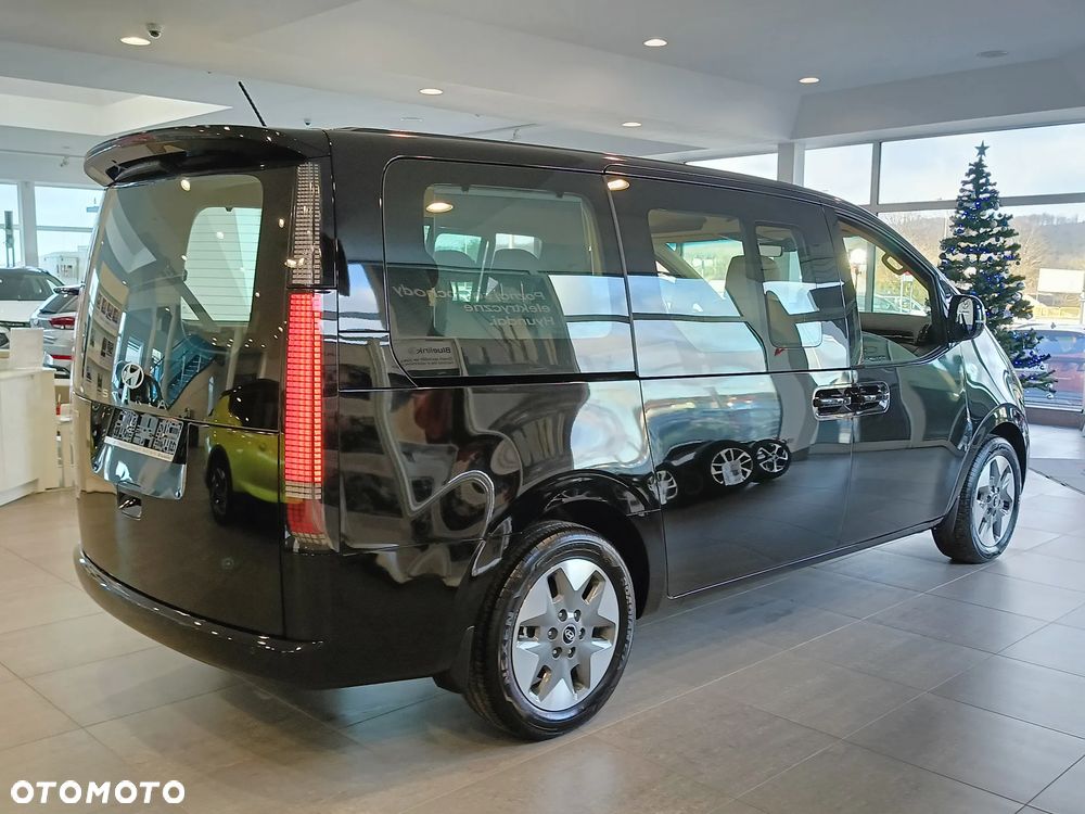 Hyundai Staria 1.6 T-GDI HEV Smart VIP - 5