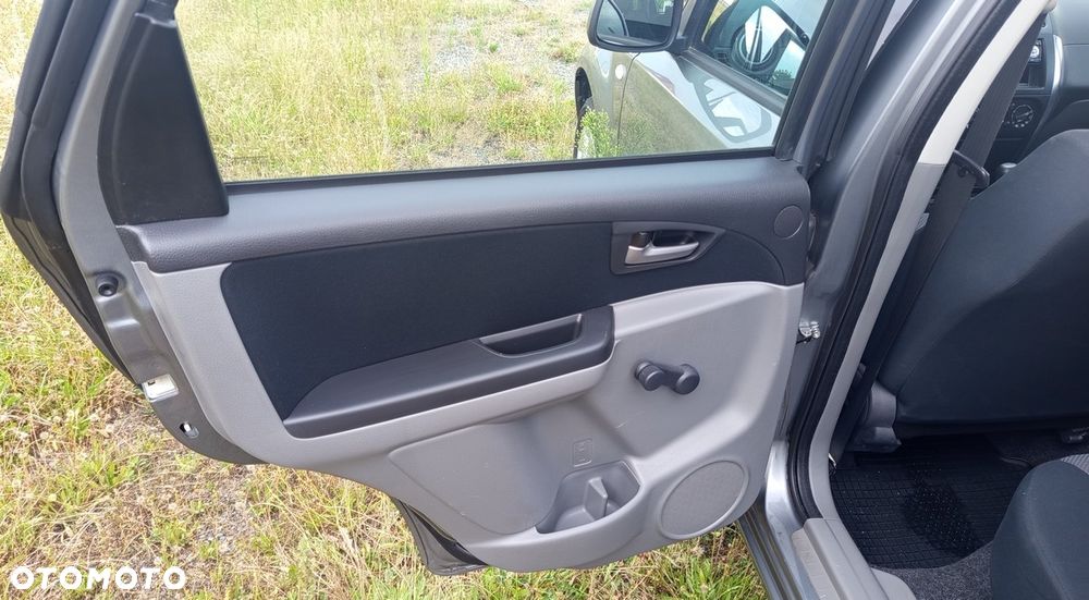 Suzuki SX4 1.5 - 16