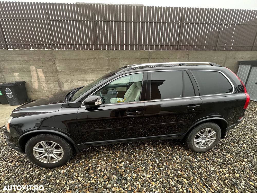 Volvo XC 90 D5 AWD Geartronic Momentum - 3