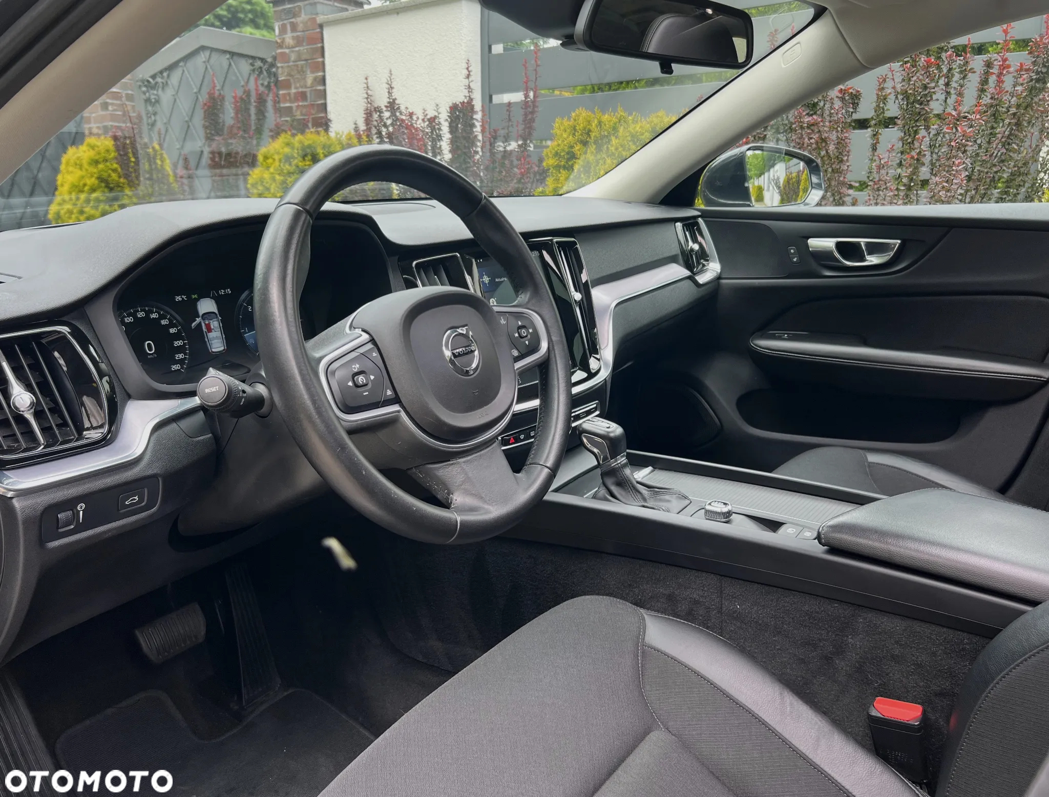 Volvo V60 D3 Momentum Pro - 11
