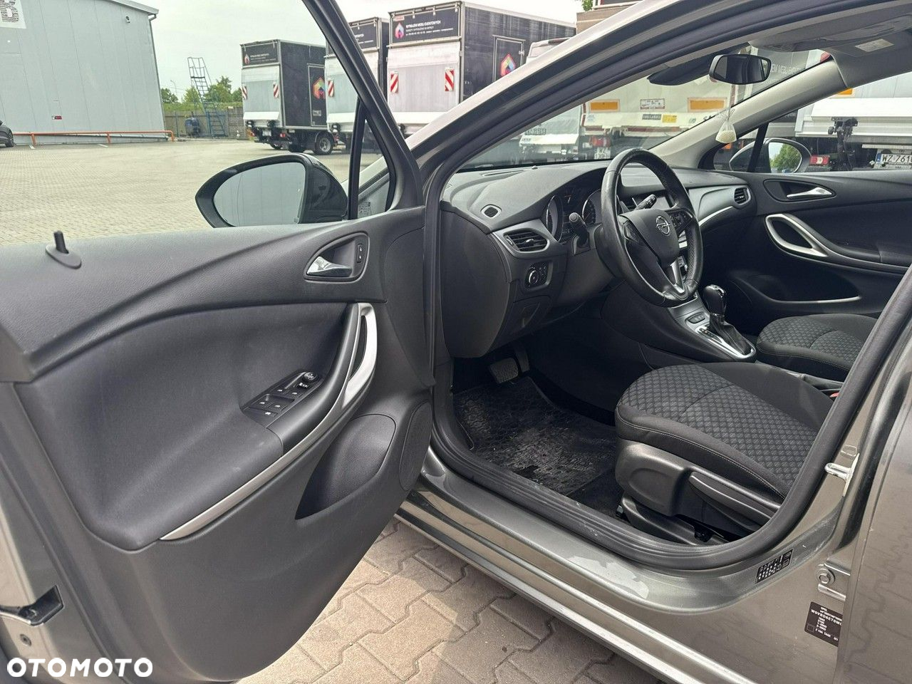 Opel Astra V 1.4 T Edition S&S - 10