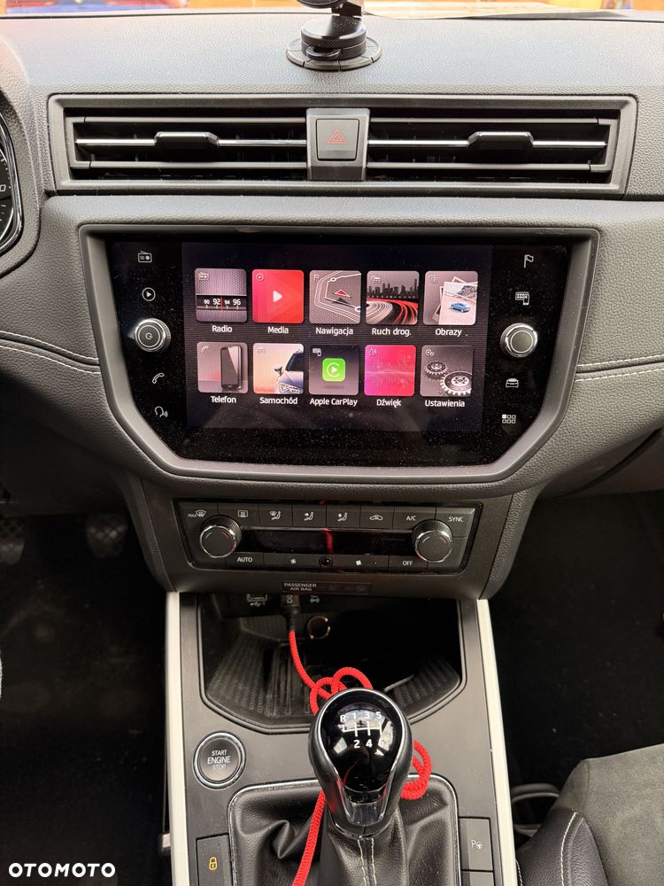 Seat Arona 2019 photo 4