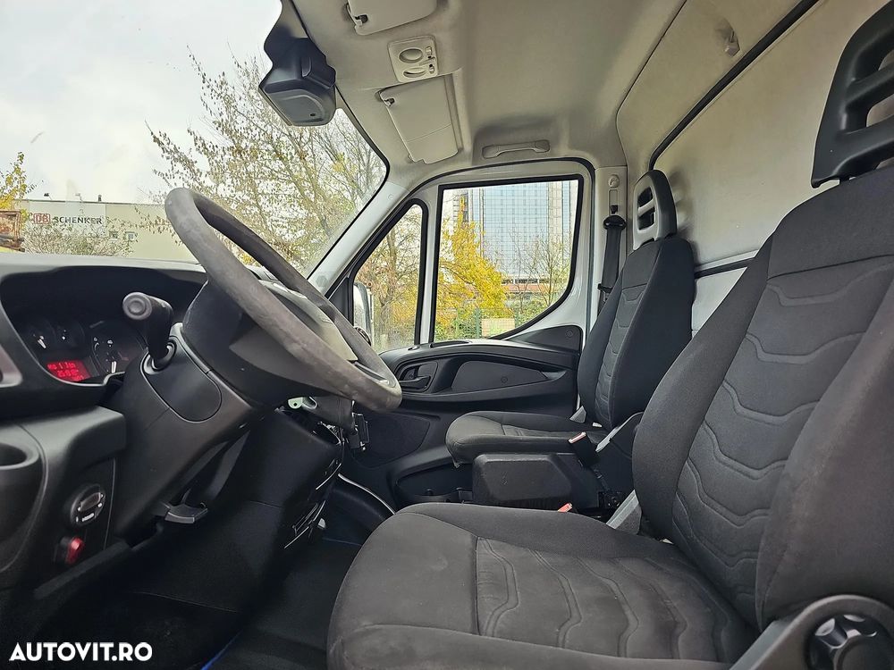 Iveco Daily 35-150 CAB - 17