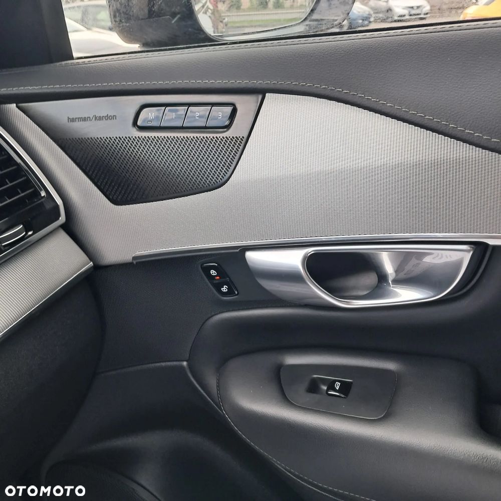 Volvo XC 90 B5 D AWD Inscription - 8