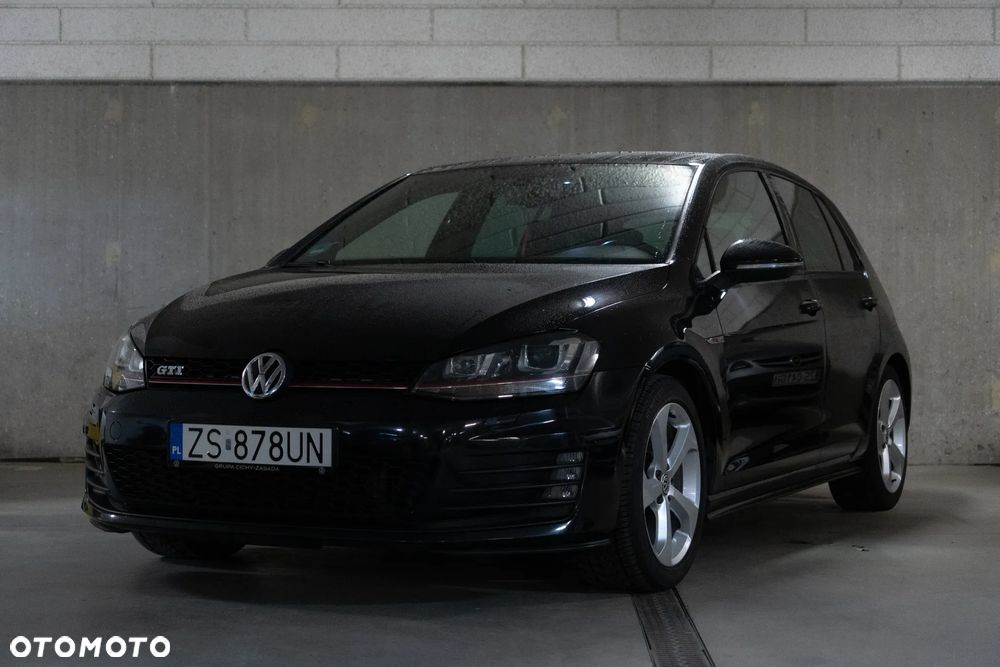 Volkswagen Golf GTI BlueMotion Technology - 1