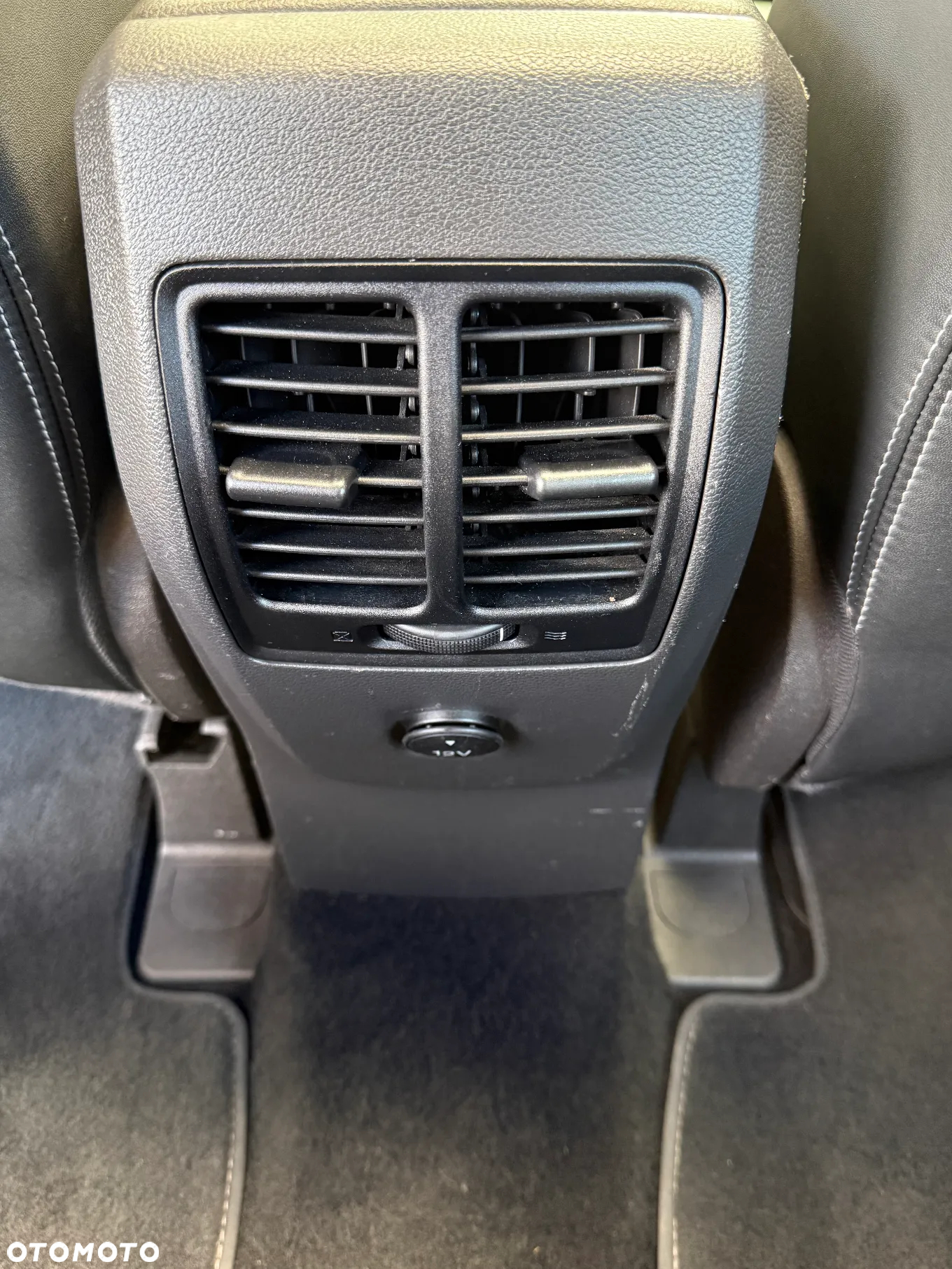 Ford Kuga 2.0 TDCi 4WD Titanium Plus - 26