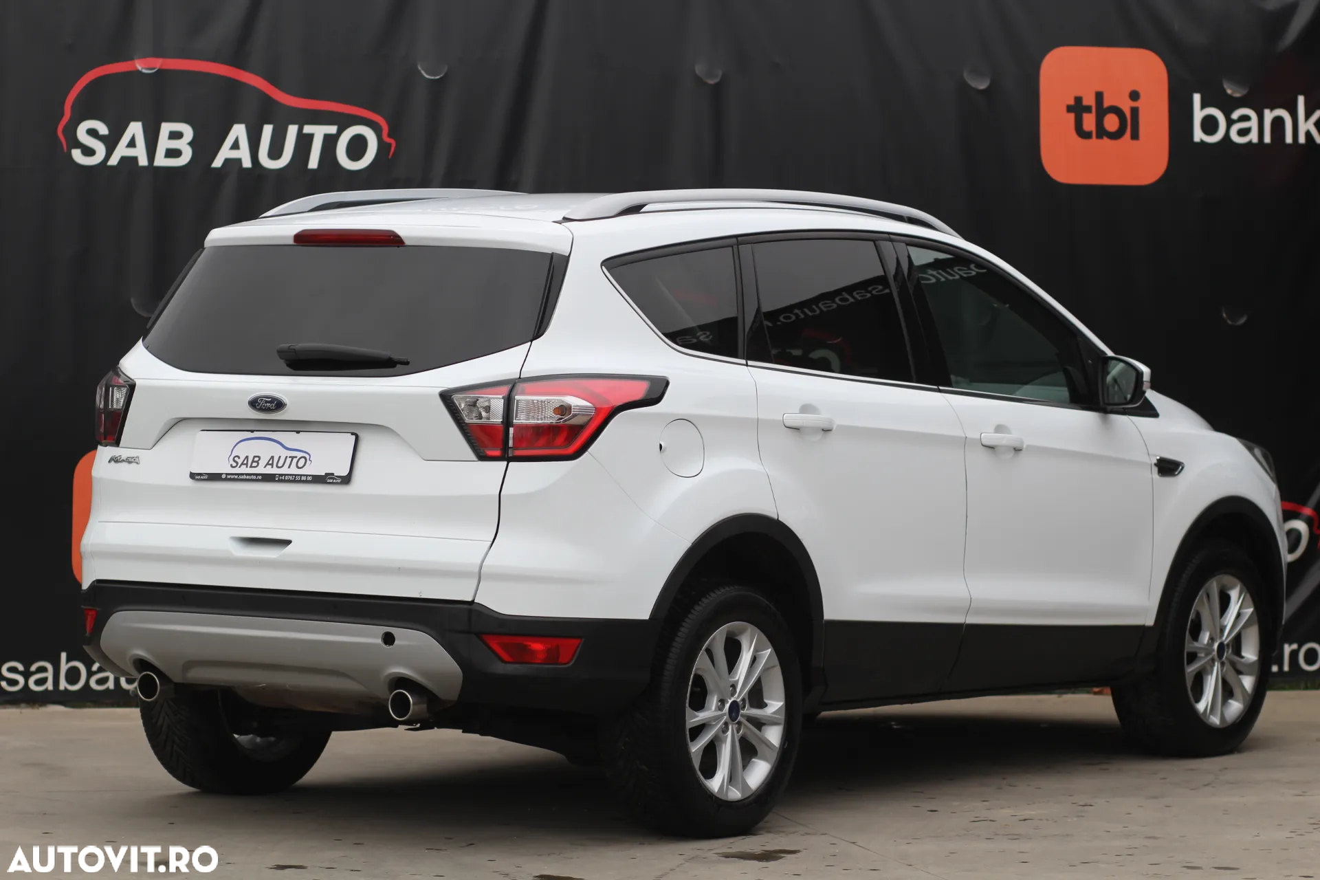 Ford Kuga 1.5 EcoBlue FWD Titanium - 21