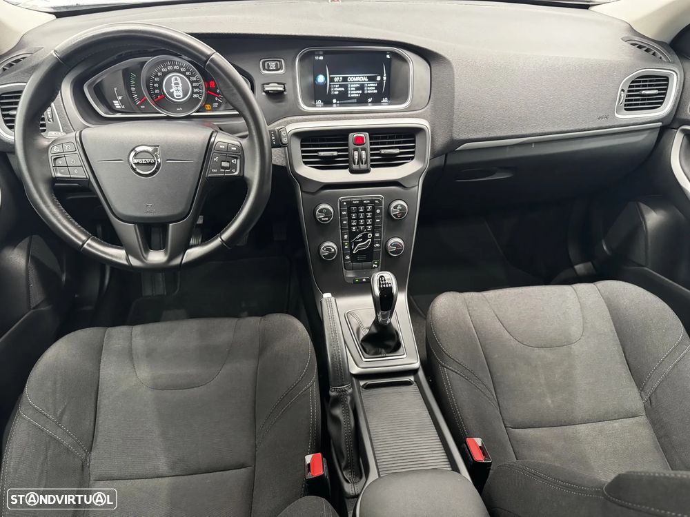 Volvo V40 2.0 D2 Kinetic Eco - 19