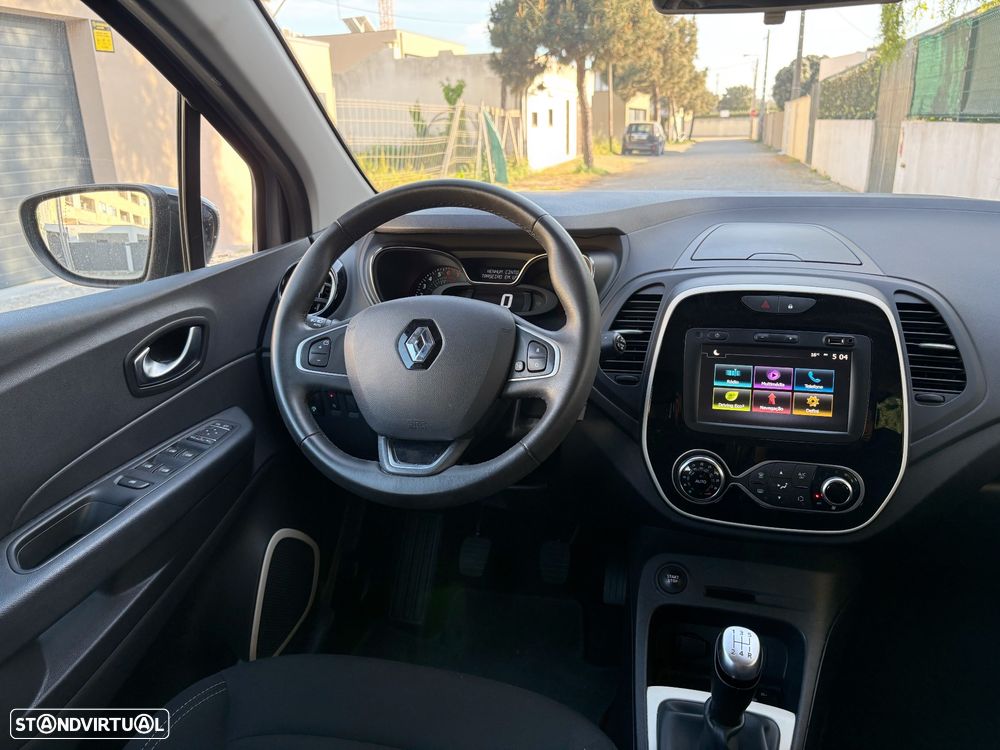 Renault Captur 0.9 TCE Exclusive - 23