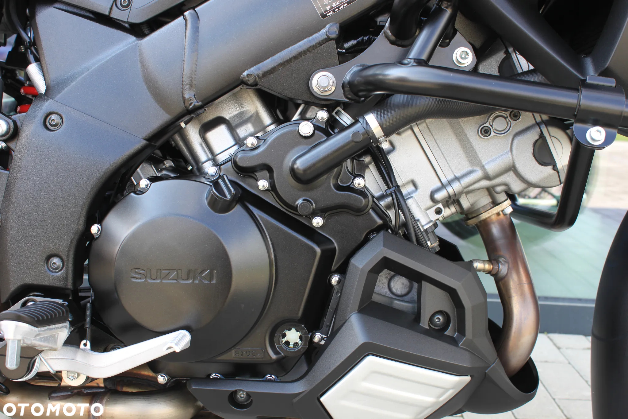 Suzuki DL - 11