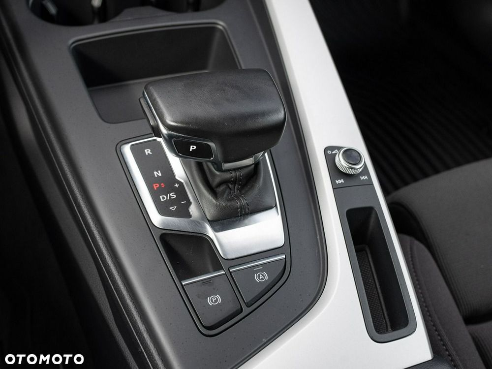 Audi A4 Avant 35 TDI mHEV S tronic - 16