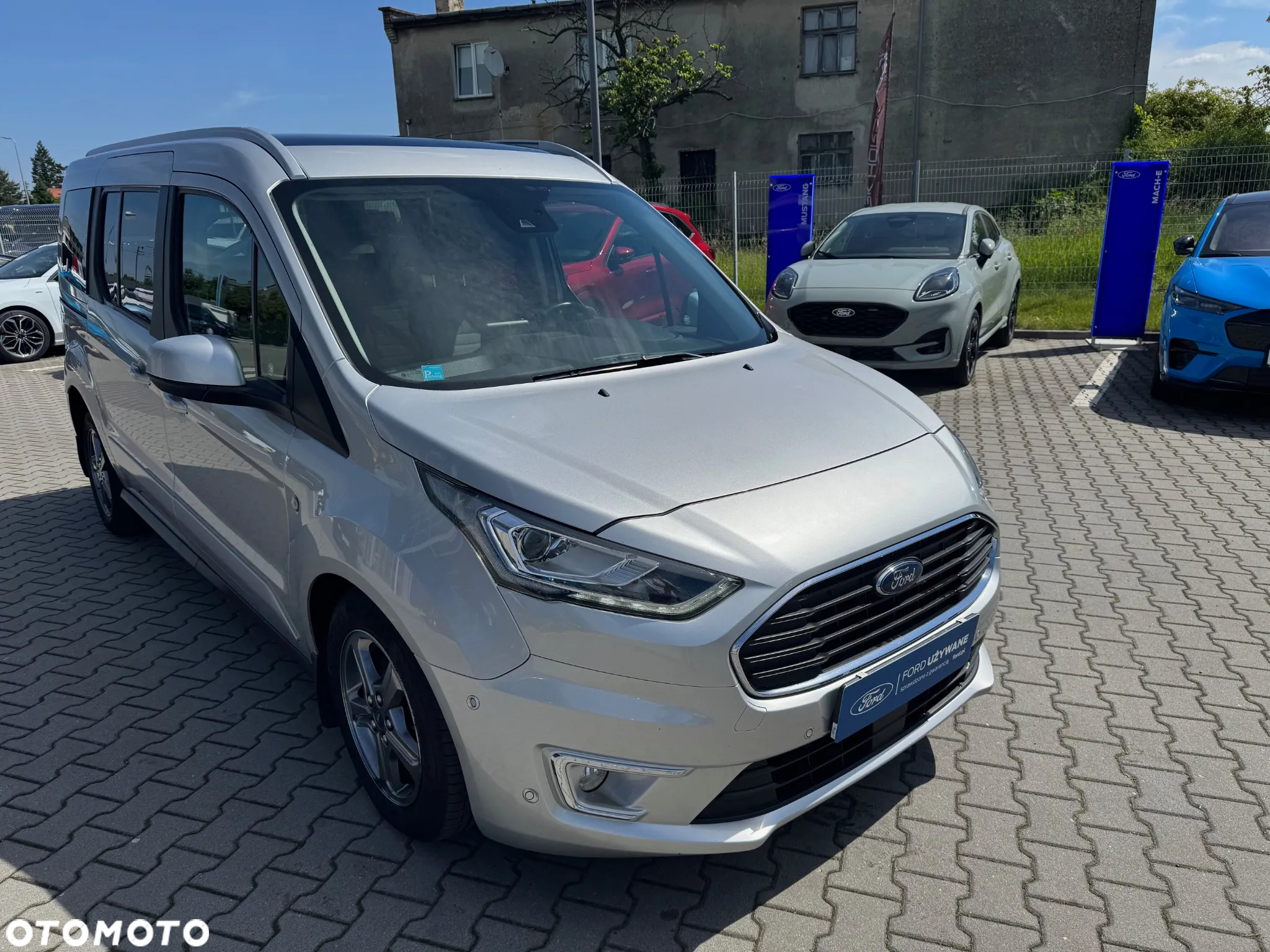 Ford Tourneo Connect Gr 1.5 EcoBlue Titanium PowerShift - 4
