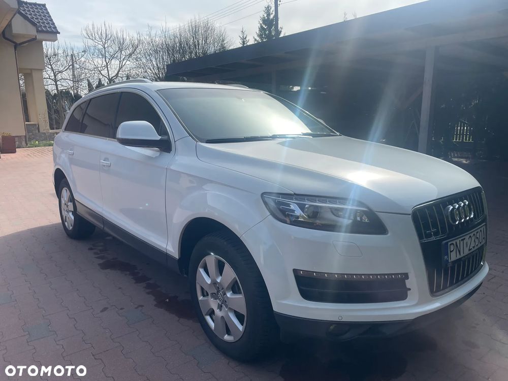 Audi Q7 - 7