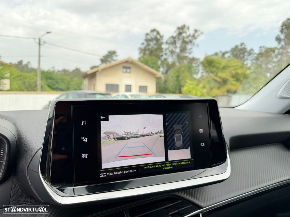 Peugeot 2008 1.2 PureTech Allure Pack - 17