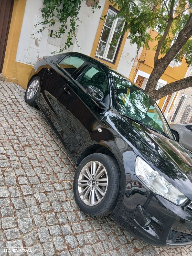 Peugeot 1007 - 2